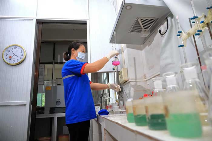 鋁型材開(kāi)模定制實(shí)驗(yàn)室-工業(yè)鋁型材生產(chǎn)廠(chǎng)家